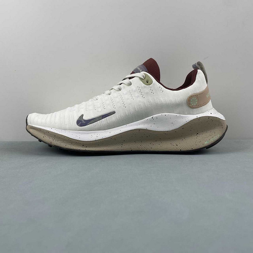 J  NIKE REACT Infinity Run 4  HF5710-101  39 40 40 5 41 42 42 5 43 44 44 5